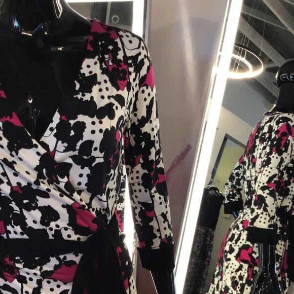 Diane Von Furstenberg Silk Wrap Dress - Picture 2 of 2